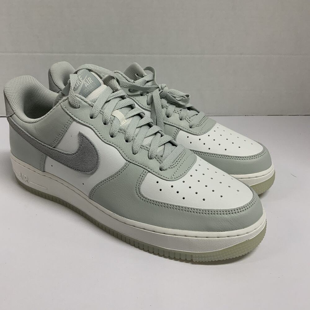 Nike Air Force 1 '07 LV8 Light Silver Pumice FJ4170 003 Size 12.5 Men Grey White